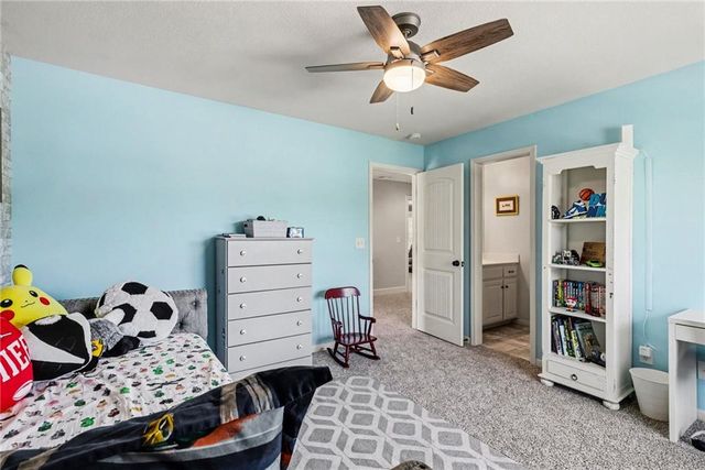 928 N Stonecrest Road, Olathe, KS 66061