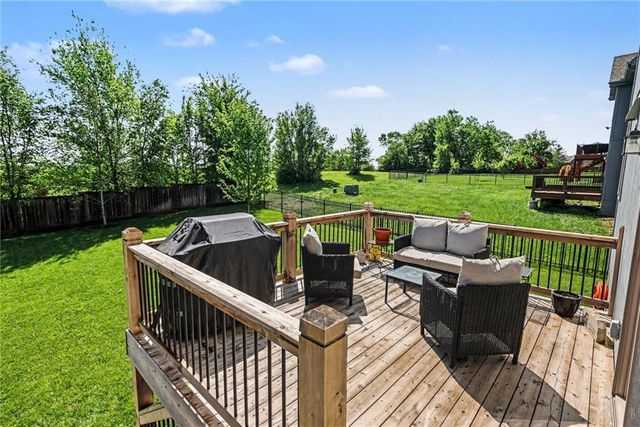 928 N Stonecrest Road, Olathe, KS 66061