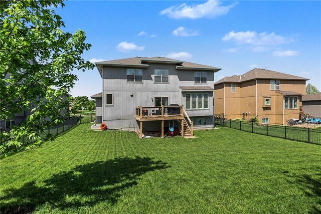 928 N Stonecrest Road, Olathe, KS 66061