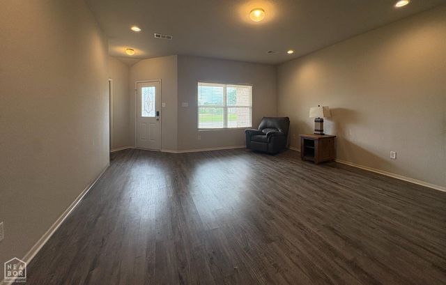 303 Cole Drive, Brookland, AR 72417