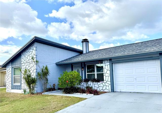 10213 WESTPORT COURT, Tampa, FL 33615