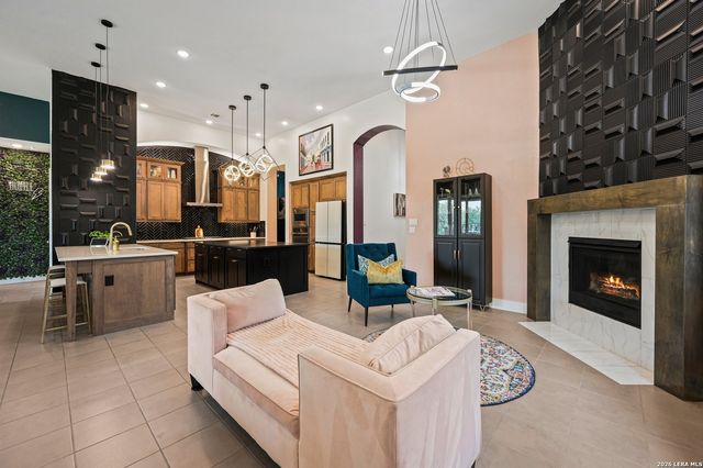 135 WILD ROSE HL, Boerne, TX 78006