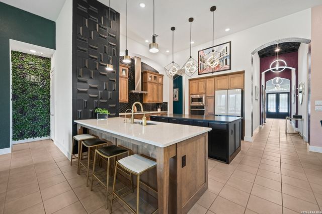 135 WILD ROSE HL, Boerne, TX 78006