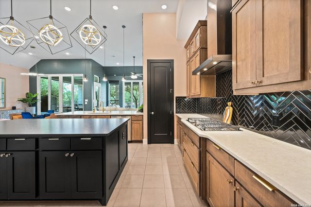 135 WILD ROSE HL, Boerne, TX 78006