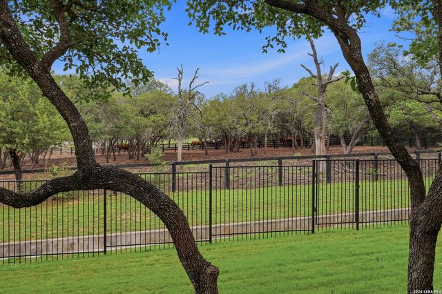 135 WILD ROSE HL, Boerne, TX 78006