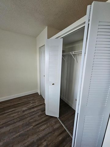 18335 NW 68 Avenue 104A, Hialeah, FL 33015