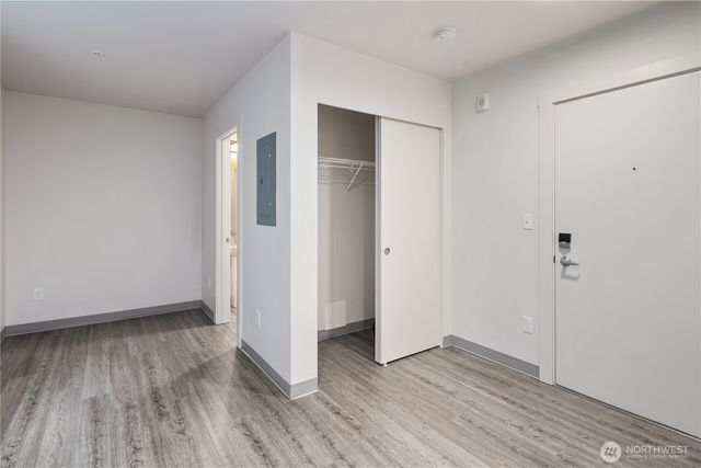 4046 8th Avenue NE, Seattle, WA 98105