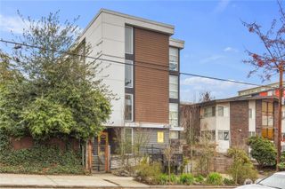 4046 8th Avenue NE, Seattle, WA 98105