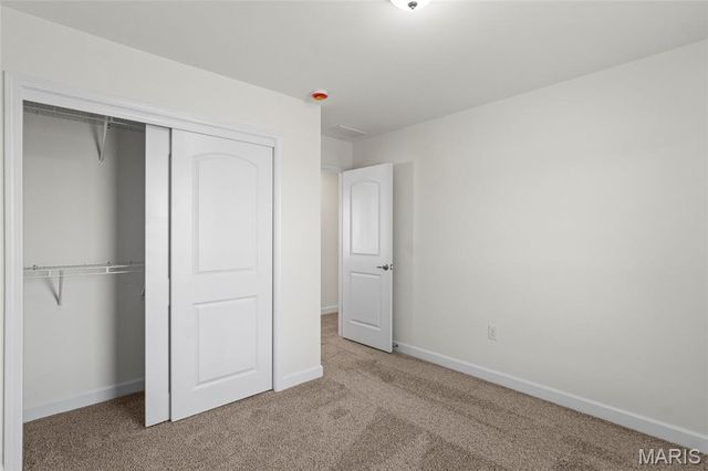 1404 Orchard Lakes Circle, Belleville, IL 62220