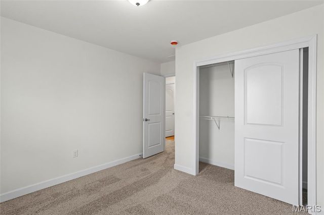 1404 Orchard Lakes Circle, Belleville, IL 62220