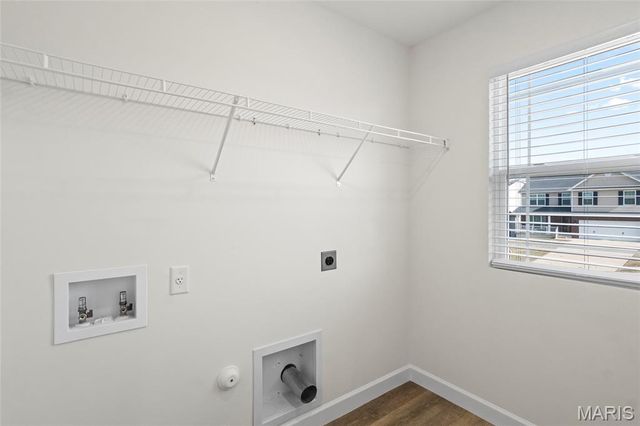 1404 Orchard Lakes Circle, Belleville, IL 62220