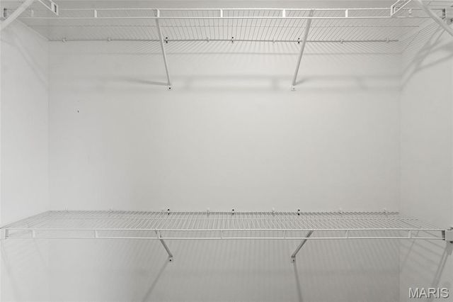 1404 Orchard Lakes Circle, Belleville, IL 62220