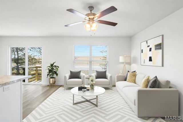 1404 Orchard Lakes Circle, Belleville, IL 62220