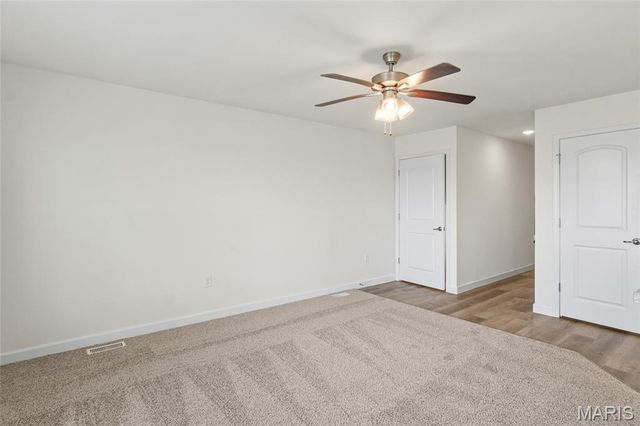 1404 Orchard Lakes Circle, Belleville, IL 62220