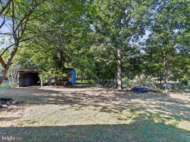 1840 SHADE LN, Berkeley Springs, WV 25411