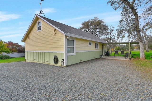 203 Tennessee Ln, Bangor, CA 95901