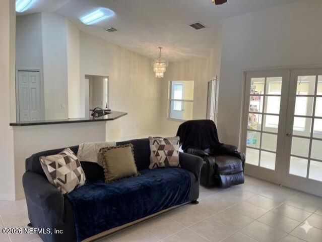203 VILLAGE Drive, Welaka, FL 32193