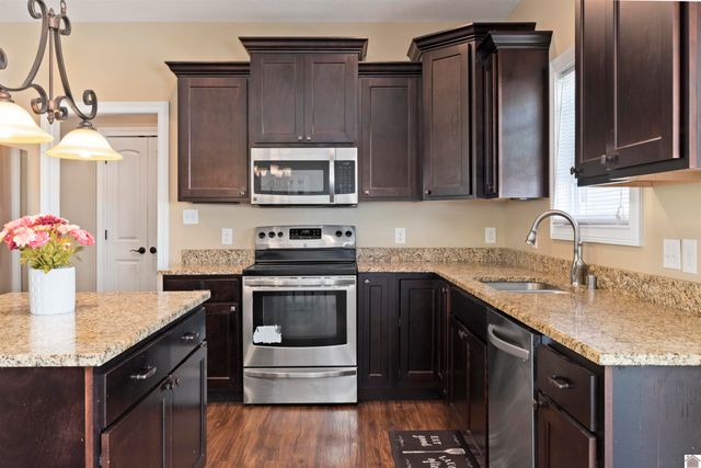 115 Pinewood Trail, West Paducah, KY 42086