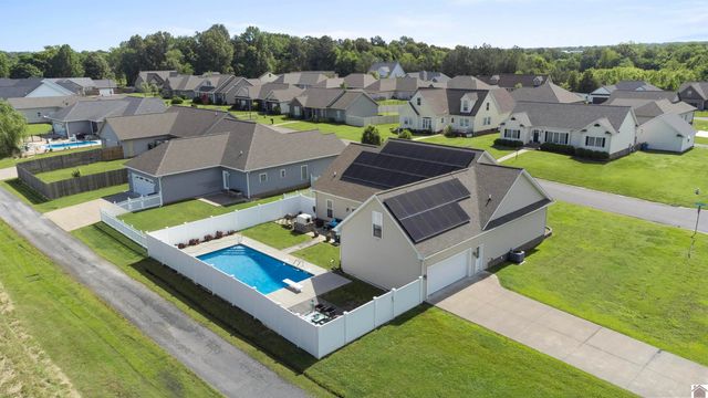 115 Pinewood Trail, West Paducah, KY 42086