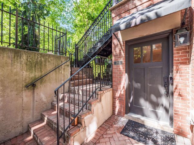 284 E Gay Street, G35, Columbus, OH 43215
