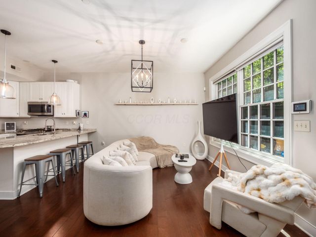 284 E Gay Street, G35, Columbus, OH 43215