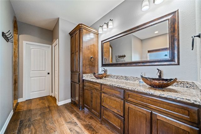 6718 Wesley Way, Corpus Christi, TX 78415