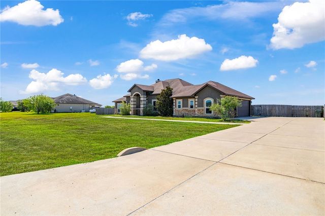 6718 Wesley Way, Corpus Christi, TX 78415