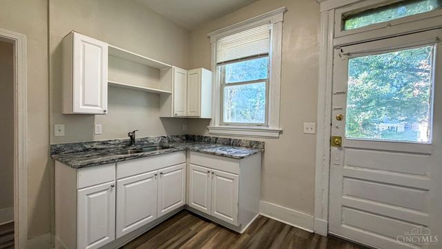 275 Mccormick Place, Cincinnati, OH 45219