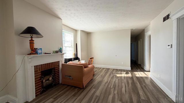 275 Mccormick Place, Cincinnati, OH 45219