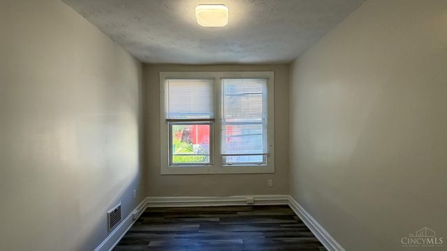 275 Mccormick Place, Cincinnati, OH 45219