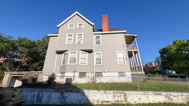 275 Mccormick Place, Cincinnati, OH 45219
