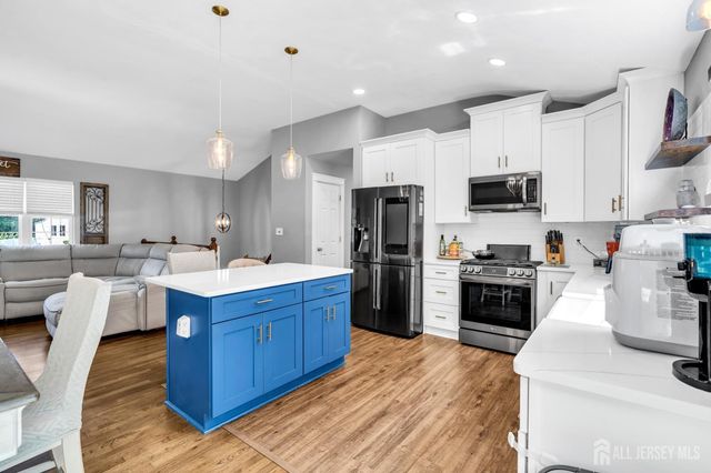 14 Arlington Drive, Howell, NJ 07731