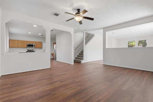 723 Slate Valley Lane, Spring, TX 77373