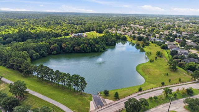 723 Slate Valley Lane, Spring, TX 77373
