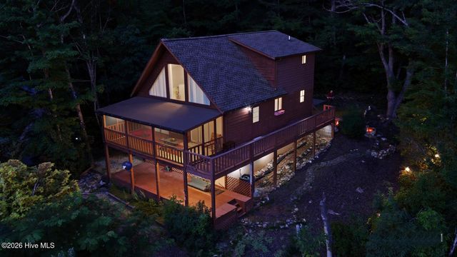 215 Black Bear Ridge, Murphy, NC 28906