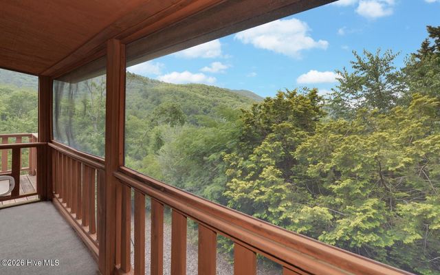 215 Black Bear Ridge, Murphy, NC 28906