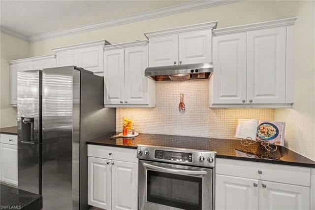 5015 Marina Cove DR 103, Naples, FL 34112