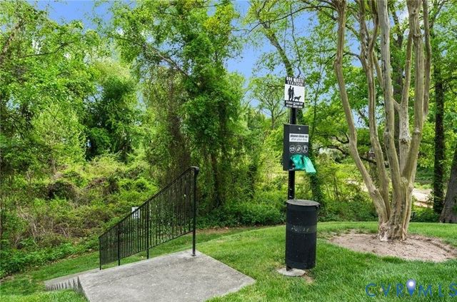 12 Red Fox Ln, Henrico, VA 23228