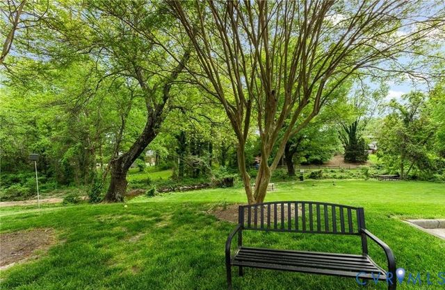 12 Red Fox Ln, Henrico, VA 23228