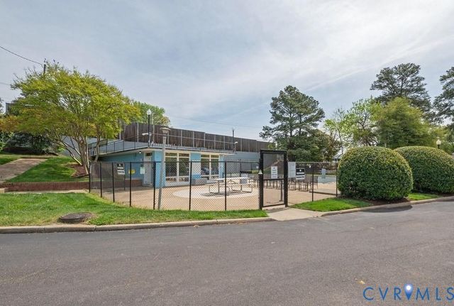 12 Red Fox Ln, Henrico, VA 23228