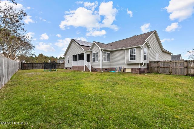 104 Londonberry Lane, Jacksonville, NC 28540