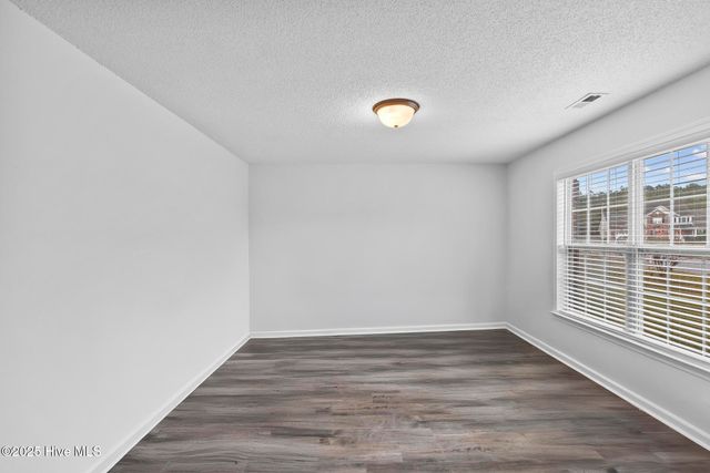 104 Londonberry Lane, Jacksonville, NC 28540