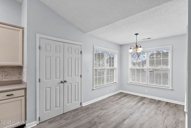 104 Londonberry Lane, Jacksonville, NC 28540