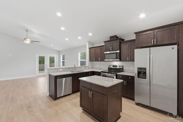 5093 Carley Ct, Milton, FL 32583