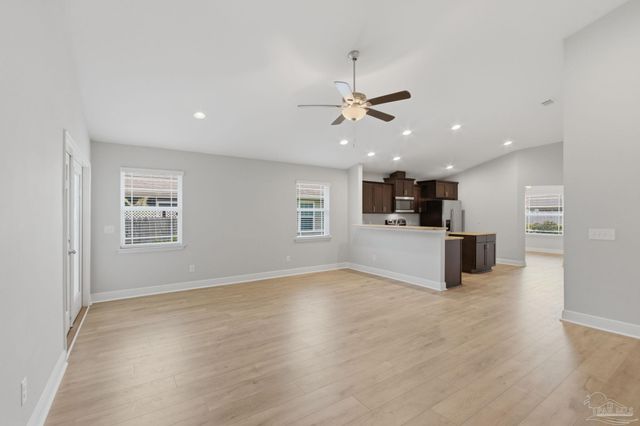 5093 Carley Ct, Milton, FL 32583