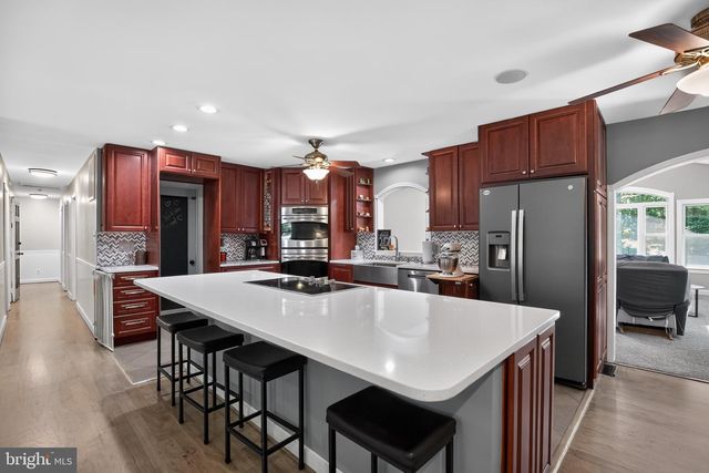 9487 CANARY DR, Bel Alton, MD 20611