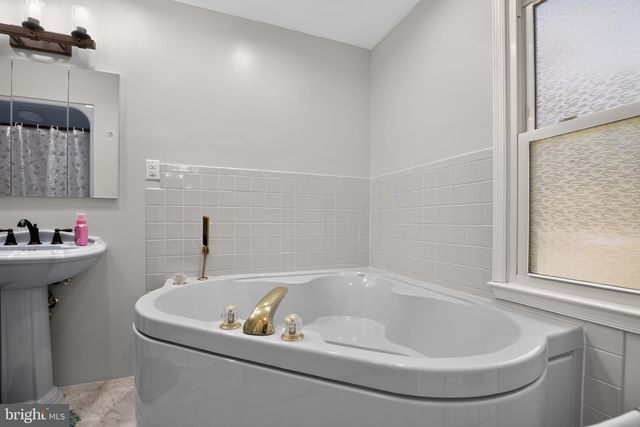 9487 CANARY DR, Bel Alton, MD 20611