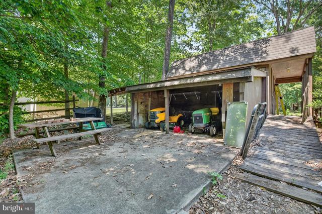 9487 CANARY DR, Bel Alton, MD 20611