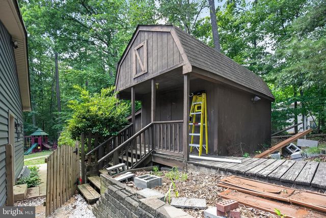 9487 CANARY DR, Bel Alton, MD 20611