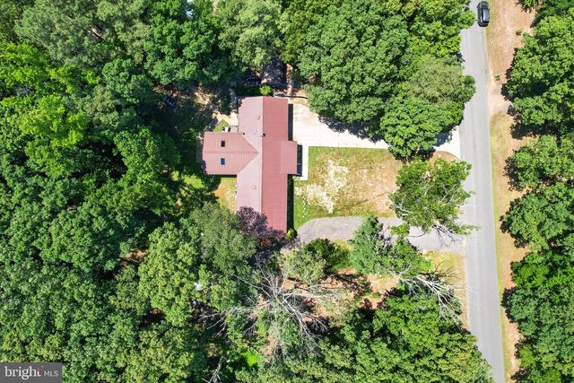 9487 CANARY DR, Bel Alton, MD 20611